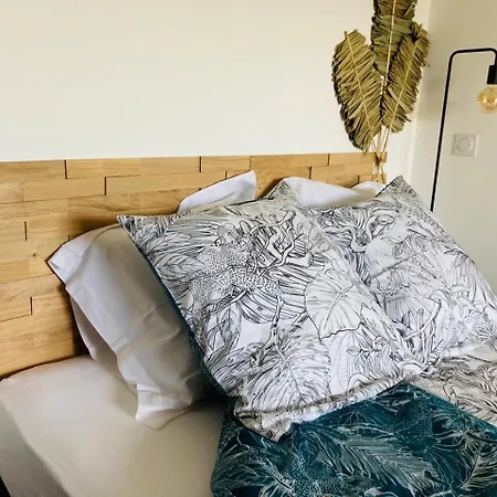 New 10 Minutes' Walk From The Lägenhet *