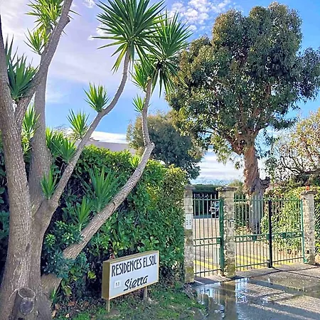 Apartman New 10 Minutes' Walk From The *