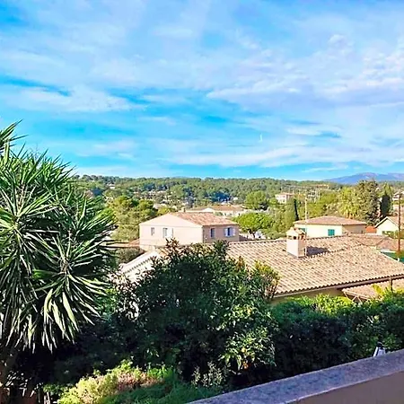 New 10 Minutes' Walk From The * Antibes